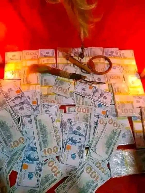 Portefeuille Magique et Ses Conséquences : Medium Mamadou Coulibaly